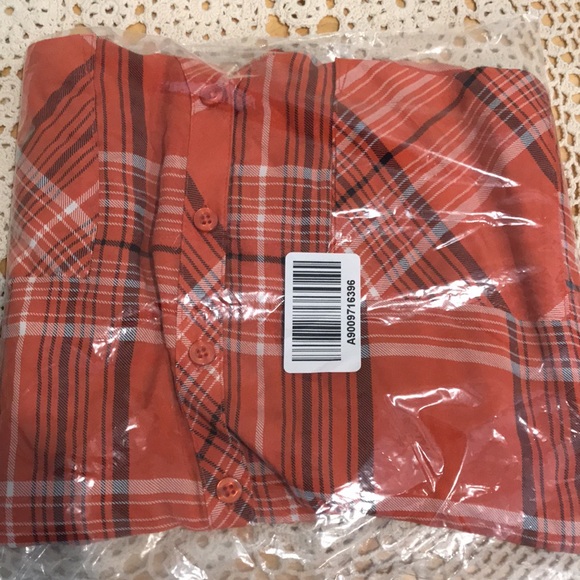 Torrid Challis Button-Front Dolman Sleeve Top - Picture 10 of 15